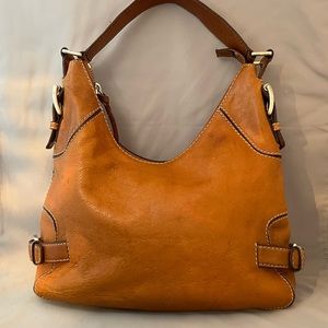 Michael Kors, Brown Leather Hobo Bag, Adjustable Strap, Inner Pockets, Pre-owned